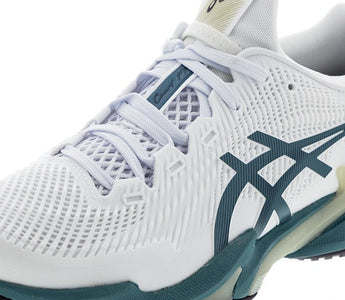 ASICS Court FF 3 tennis shoe.