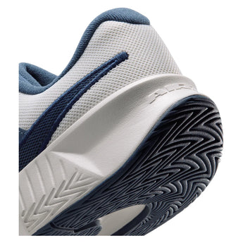 Men's GP Challenge Pro Tennis Shoes Sail and New Slate, Nike, Tennis Express, IF7052-104H26-3