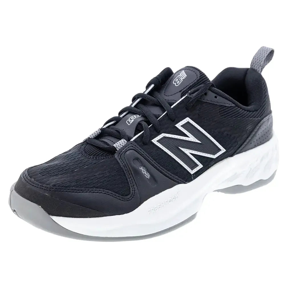 New Balance ブラック シューズ New Balance ブラック シューズ - メルカリ