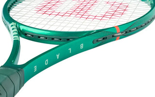 Wilson Blade 98 18x20 v10 Tennis Racquet Review
