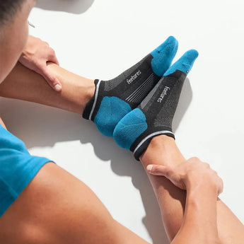 Elite Max Cushion No Show Tab Socks-Socks-Feetures-EC50-B25-2-Tennis Express