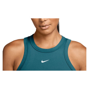 Women's One Fitted Dri-FIT Cropped Training Tank, Nike, Tennis Express, FN2806-H26-4