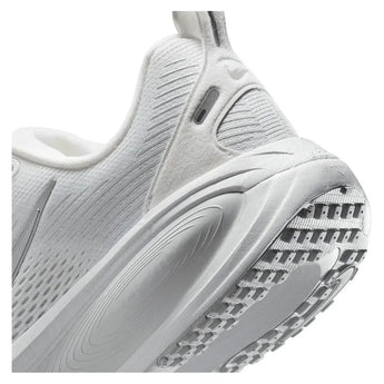 Women's Vomero 18 Running Shoes White and Metallic Silver-Footwear-Nike-HM6804-104U25-7-8-[Sku]-Tennis Express