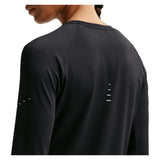 Women's Swift Dri-FIT UV Long-Sleeve Crew-Neck Running Top Black and Reflective Silver, Nike, Tennis Express, HQ0503-010H26-4