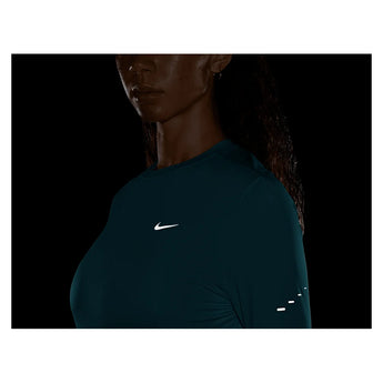 Women's Swift Dri-FIT UV Long-Sleeve Crew-Neck Running Top, Nike, Tennis Express, HQ0503-H26-5