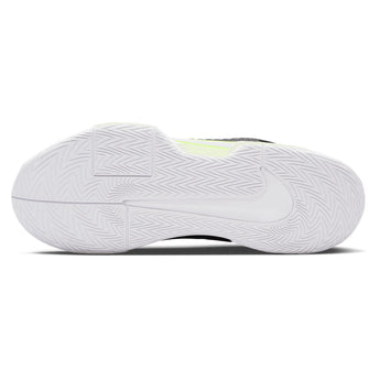 Men's GP Challenge Pro Tennis Shoes Black and White-Footwear-Nike-IF7052-001-5-Tennis Express