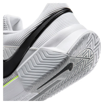 Men's Zoom GP Challenge 1.5 Tennis Shoes White and Black, Nike, Tennis Express, IQ5180-100BH26-3