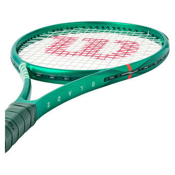 Blade 98 Pro 16x19 V10 Tennis Racquet,Racquets,Wilson,,,Tennis Express,WR208111U_4_b870a04d-6ded-4d6e-b1a4-ef5fdac05420