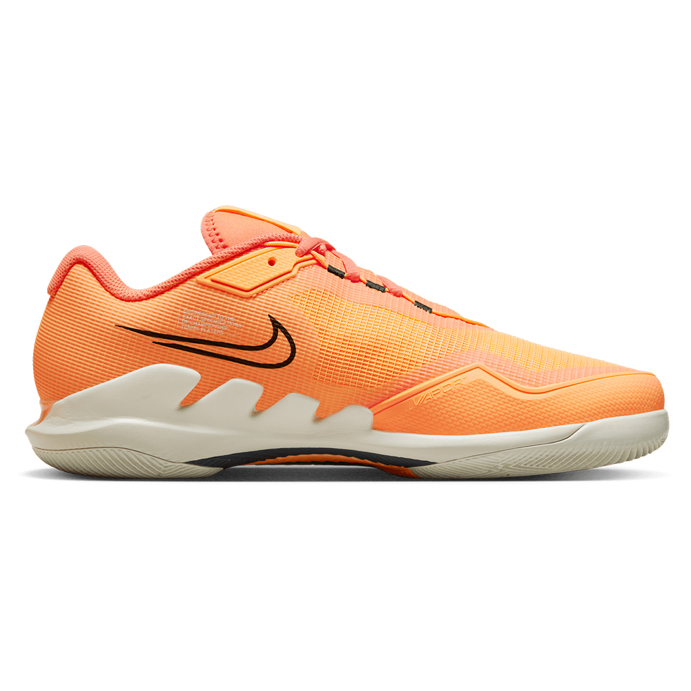 NikeCourt Men`s Air Zoom Vapor Pro Tennis Shoes Peach Cream and White