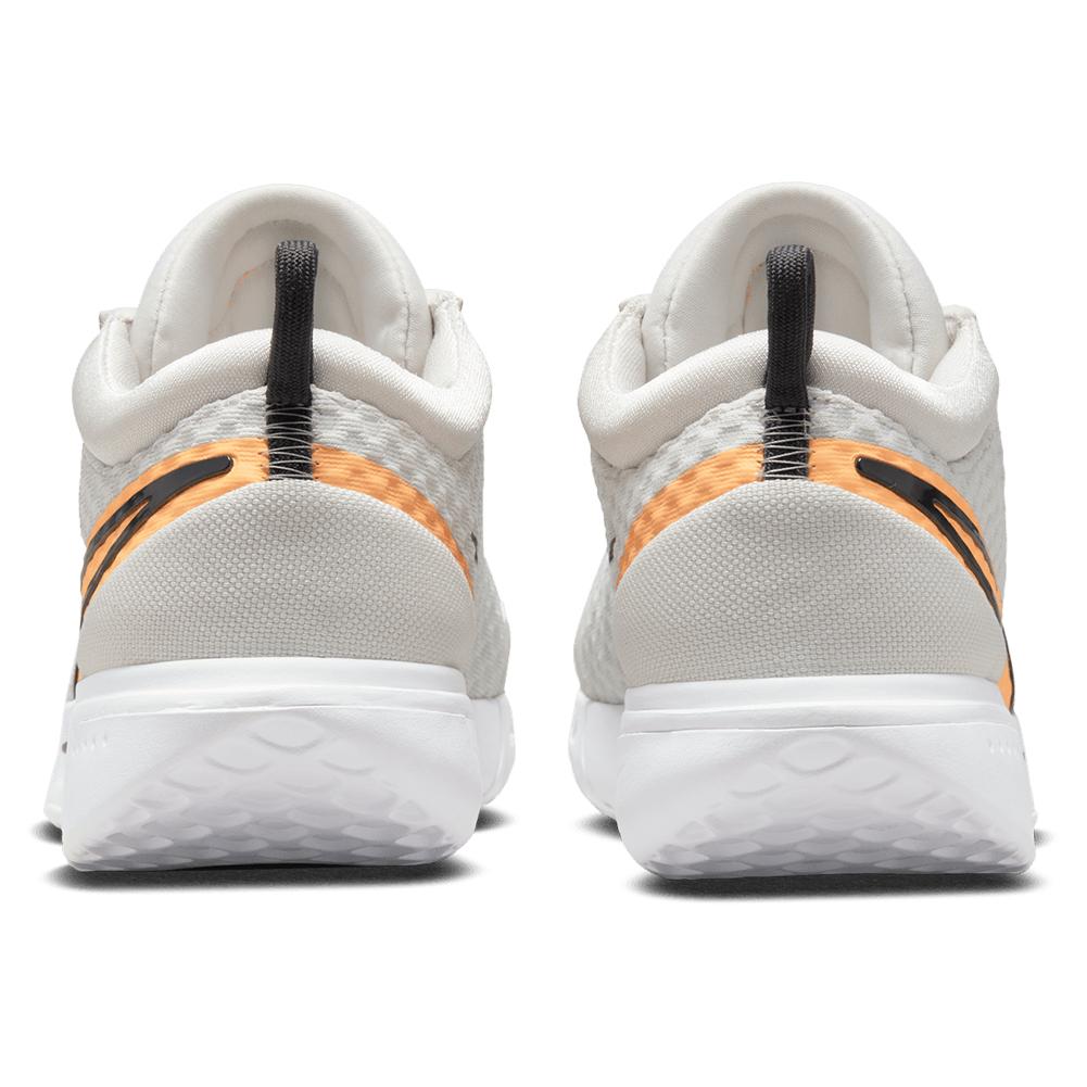 NikeCourt Men`s Zoom Pro Tennis Shoes Light Bone and Peach Cream