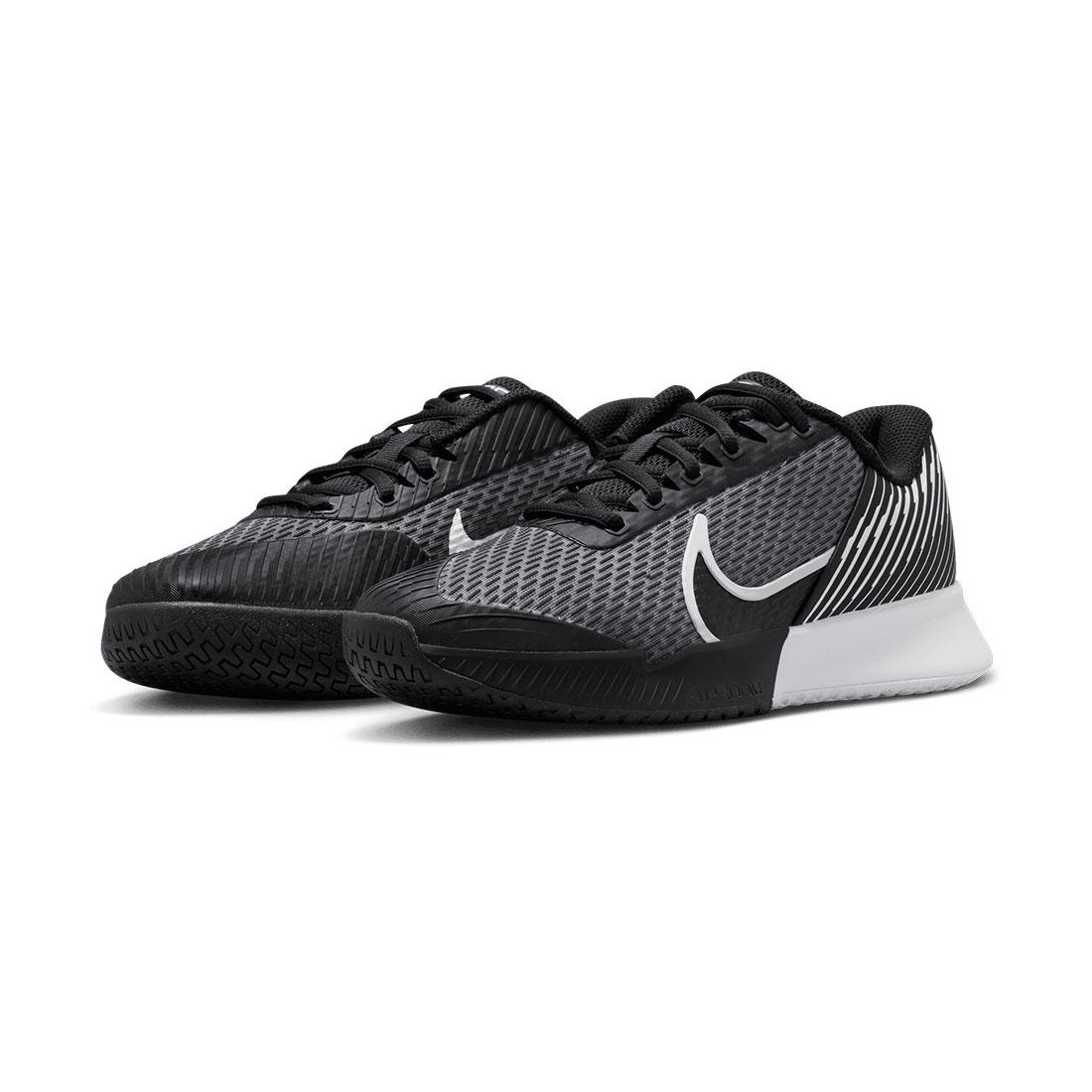 NikeCourt Women`s Air Zoom Vapor Pro 2 Wide Tennis Shoes Black and White