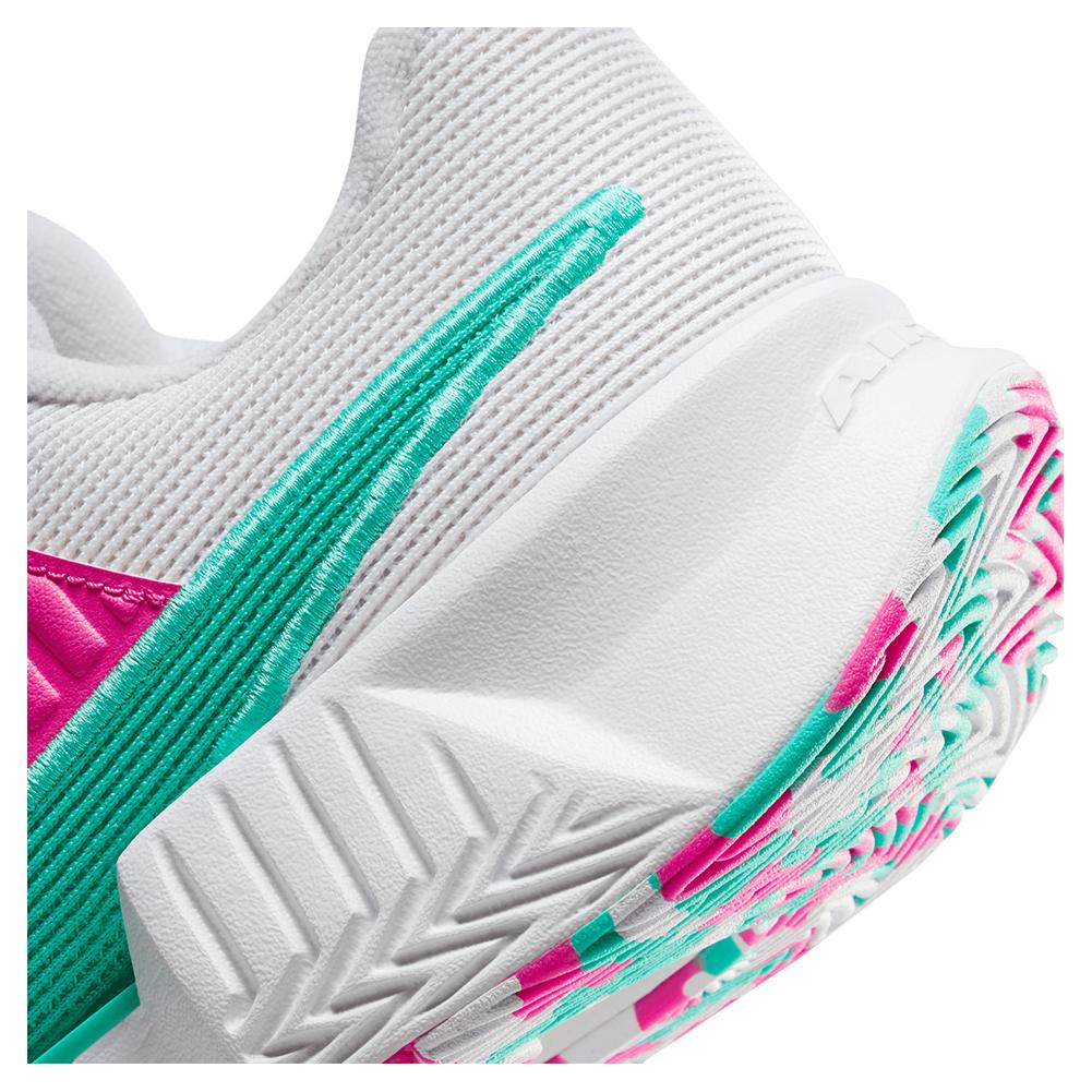 NikeCourt Women`s GP Pickleball Pro Shoes White and Alchemy Pink